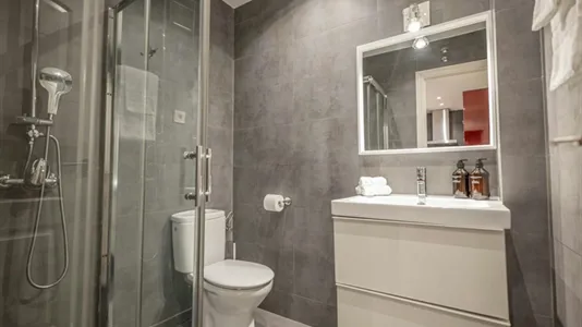 Apartments in Madrid Centro - photo 10