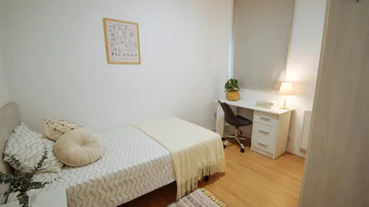 Rooms in Lleida - photo 5