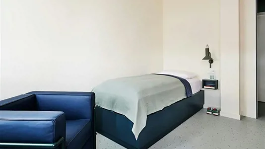 Apartments in Berlin Charlottenburg-Wilmersdorf - photo 3