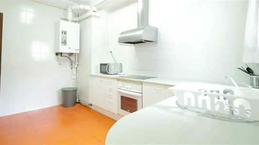 Rooms in Barcelona Les Corts - photo 4