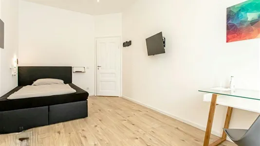 Rooms in Frankfurt Süd - photo 10