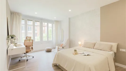 Rooms in Valencia Ciutat Vella - photo 1