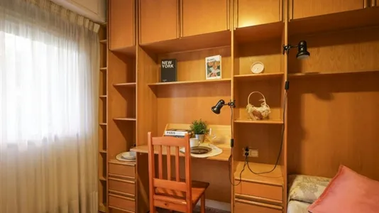 Rooms in el Camí de Vera - photo 5