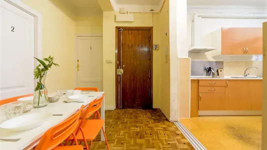 Rooms in Madrid Chamberí - photo 6