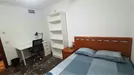Room for rent, Valencia Extramurs, Valencia (region), <span class="blurred street" onclick="ProcessAdRequest(11878479)"><span class="hint">See streetname</span>[xxxxxxxxxxxxx]</span>