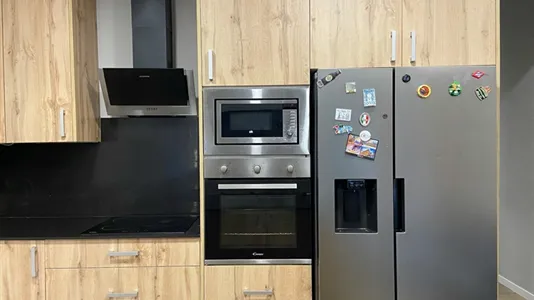 Rooms in Madrid Centro - photo 8