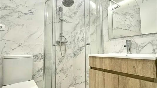 Rooms in Madrid Tetuán - photo 8