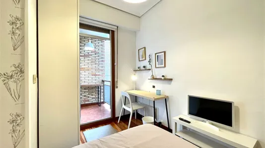 Rooms in Bilbao - photo 9