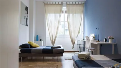 Room for rent in Milano Zona 6 - Barona, Lorenteggio, Milan