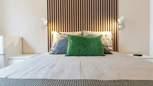 Rooms in Madrid Puente de Vallecas - photo 3