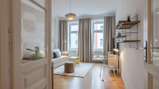 Apartments in Vienna Landstraße - photo 1