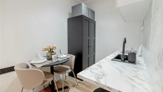 Rooms in Barcelona Sarrià-St. Gervasi - photo 10