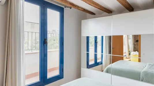 Apartments in Barcelona Ciutat Vella - photo 9