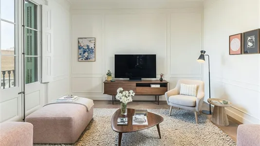 Apartments in Barcelona Eixample - photo 6