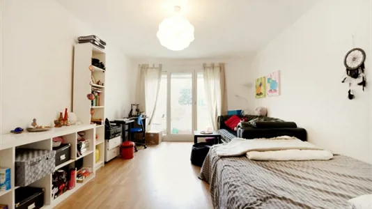 Rooms in Paris 20ème arrondissement - photo 3