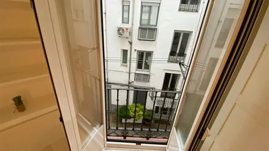 Rooms in Madrid Centro - photo 7