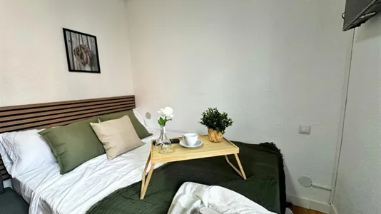 Rooms in Coslada - photo 4