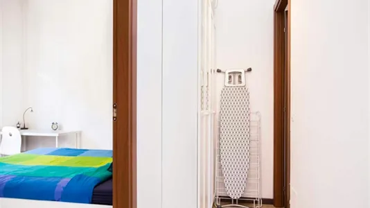Rooms in Milano Zona 8 - Fiera, Gallaratese, Quarto Oggiaro - photo 8