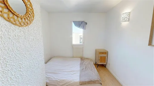 Rooms in Saint-Julien-en-Genevois - photo 4