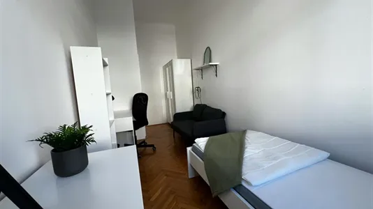 Rooms in Wien Neubau - photo 2