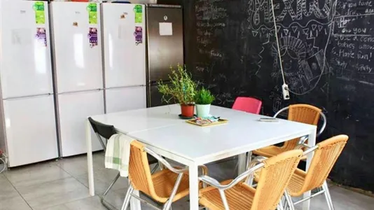 Rooms in Bami - photo 7