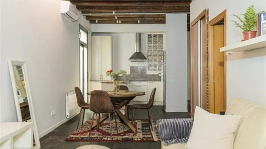 Apartments in Barcelona Ciutat Vella - photo 4