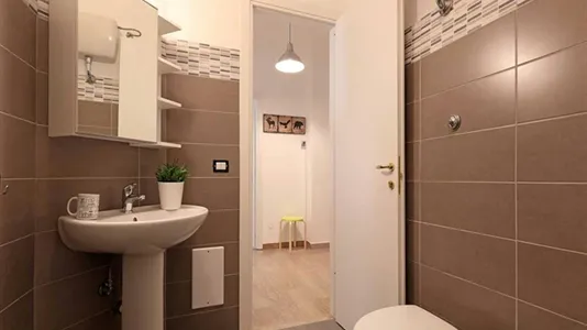 Rooms in Roma Municipio XII – Monte Verde - photo 10