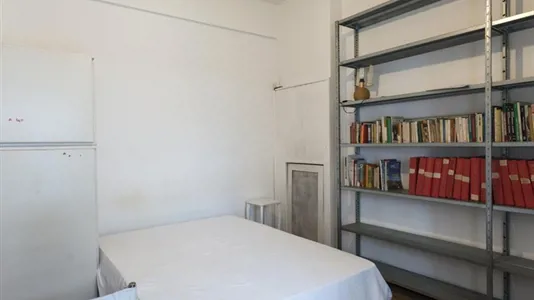 Rooms in Roma Municipio II – Parioli/Nomentano - photo 2