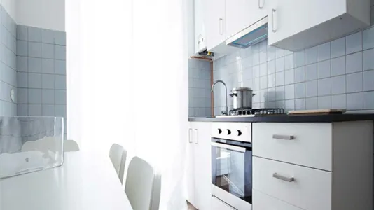 Rooms in Milano Zona 8 - Fiera, Gallaratese, Quarto Oggiaro - photo 5