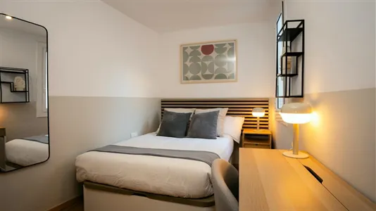 Apartments in Barcelona Ciutat Vella - photo 5