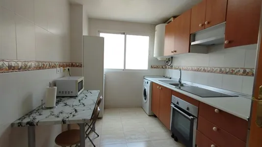 Houses in Murcia - photo 8