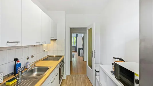 Rooms in Hamburg Mitte - photo 4