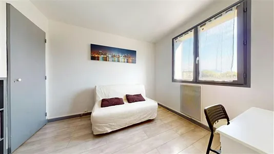 Apartments in Grenoble - photo 6