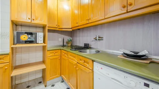 Rooms in Madrid Tetuán - photo 7