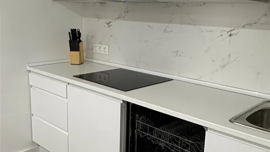 Rooms in Córdoba - photo 10