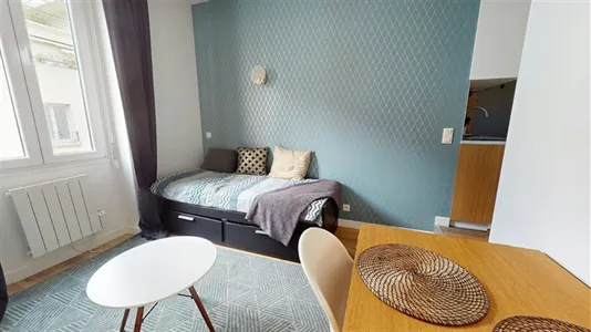 Apartments in Lyon - photo 8