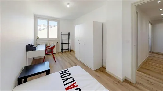 Rooms in Lyon - photo 2