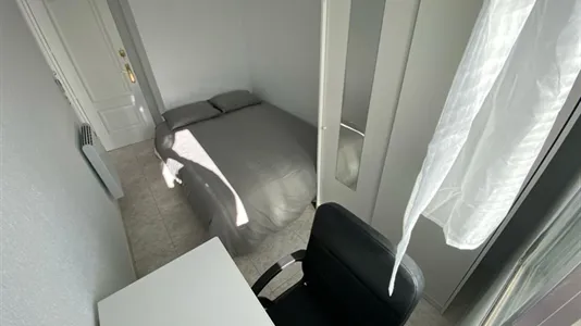 Rooms in Adaro - photo 6