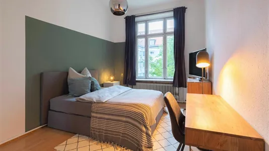 Rooms in Location is not specified - photo 1