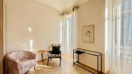 Apartments in Turin - photo 2