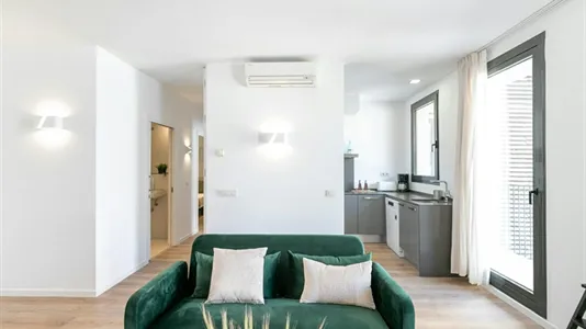 Apartments in Barcelona Eixample - photo 5