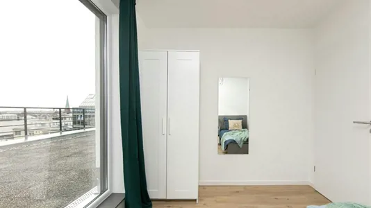 Rooms in Berlin Charlottenburg-Wilmersdorf - photo 3