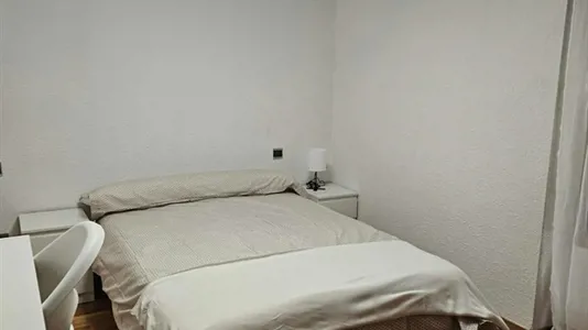 Rooms in Zaragoza - photo 1