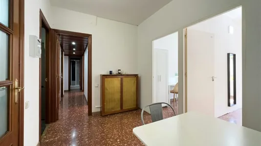 Rooms in Barcelona Sarrià-St. Gervasi - photo 8
