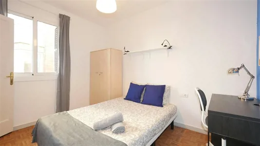 Rooms in Barcelona Les Corts - photo 2