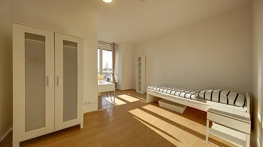 Rooms in Stuttgart Bad Cannstatt - photo 1