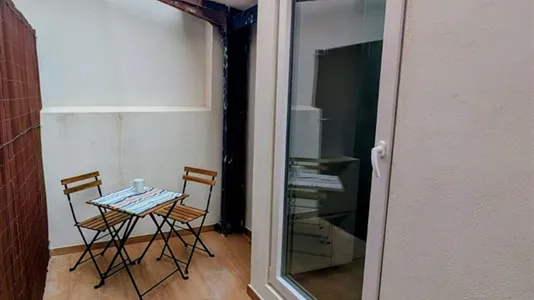 Apartments in Burjassot - photo 8