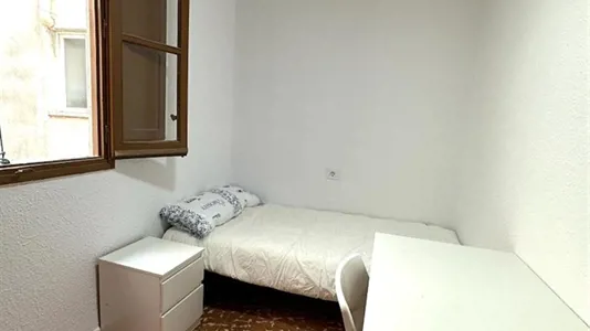 Rooms in Castellón de la Plana/Castelló de la Plana - photo 2