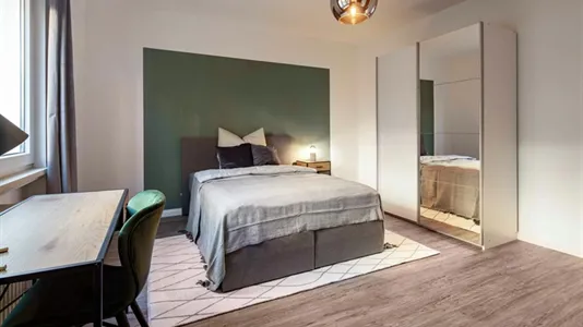 Rooms in Frankfurt Innenstadt II - photo 3