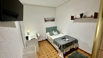 Room for rent in Zaragoza, Aragón